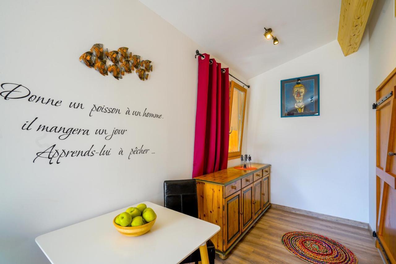 Le Mont Besset Bed & Breakfast Lalouvesc Exterior photo