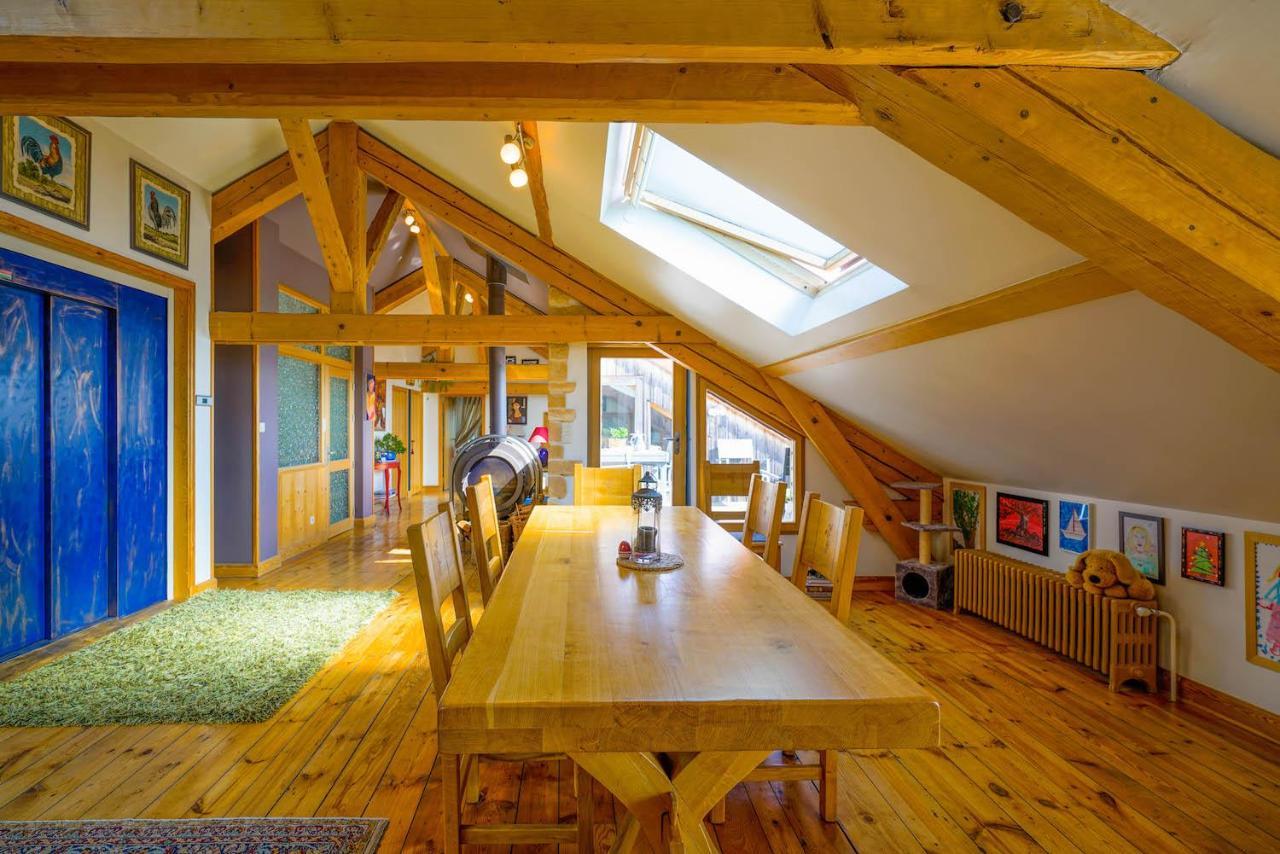 Le Mont Besset Bed & Breakfast Lalouvesc Exterior photo