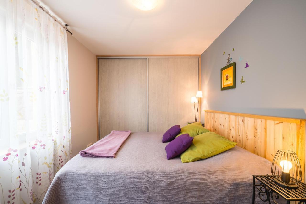 Le Mont Besset Bed & Breakfast Lalouvesc Exterior photo