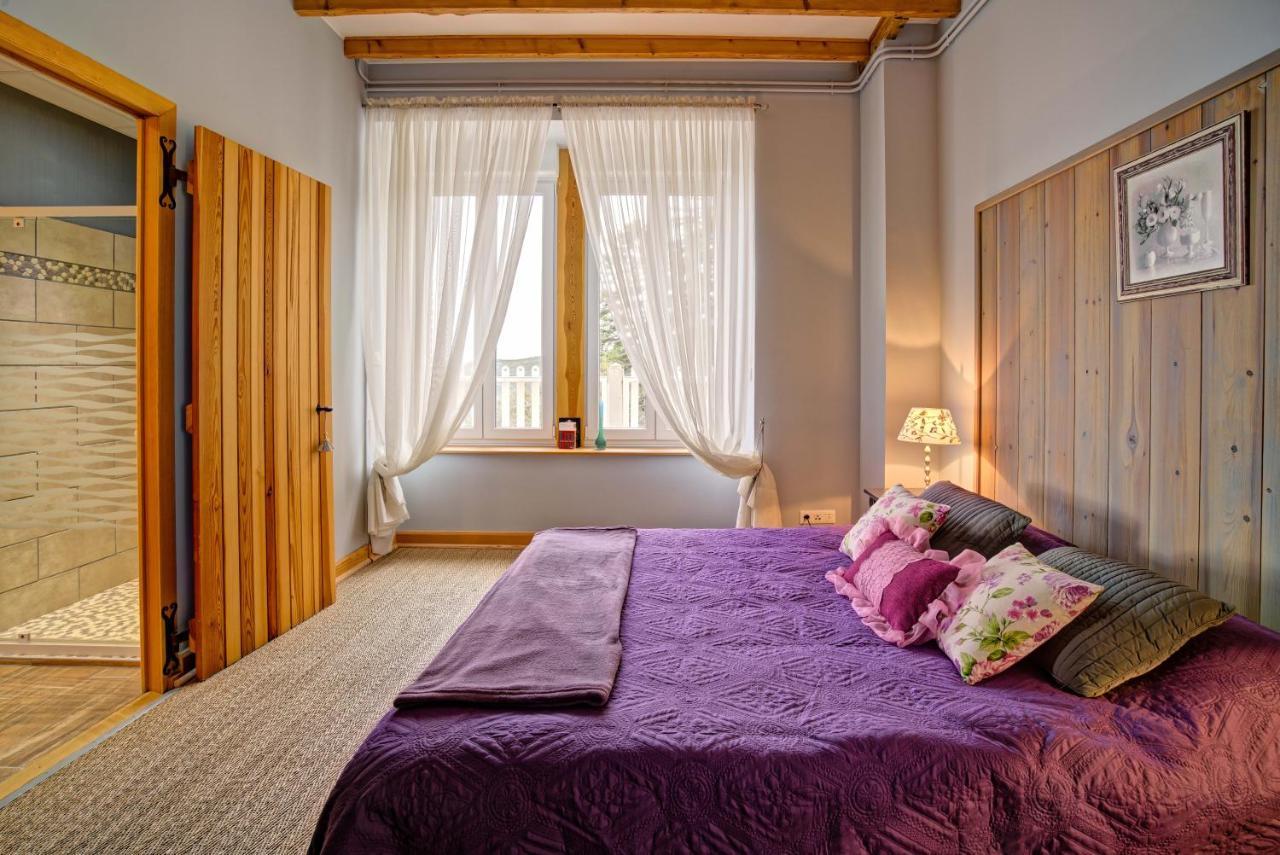 Le Mont Besset Bed & Breakfast Lalouvesc Exterior photo
